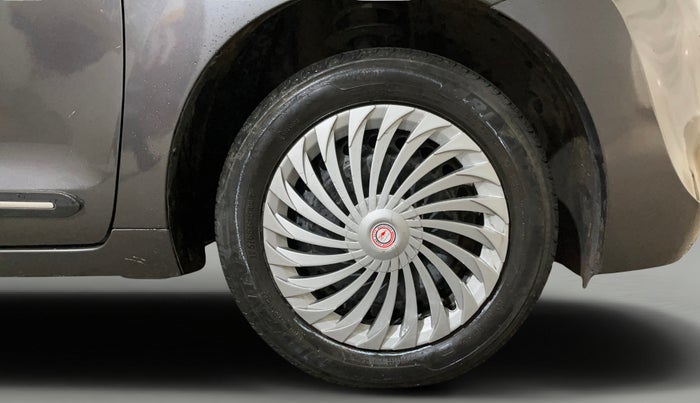 2016 Maruti Baleno DELTA PETROL 1.2, Petrol, Manual, 71,356 km, Right Front Wheel