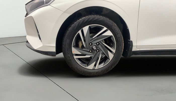 2021 Hyundai NEW I20 ASTA (O) 1.2 MT, CNG, Manual, 1,17,079 km, Left Front Wheel