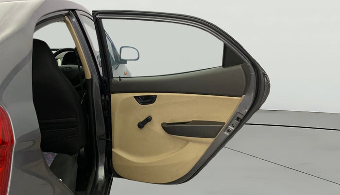 2015 Hyundai Eon ERA +, Petrol, Manual, 73,684 km, RHS Rear Door