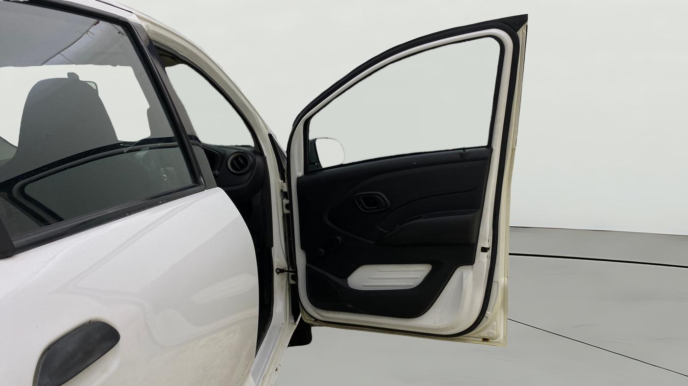 2019 Datsun Redi Go A, Petrol, Manual, 38,022 km, RHS Front Door