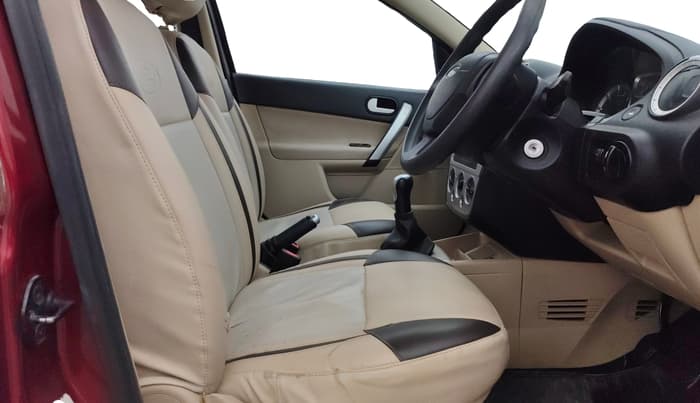 2014 Ford Classic 1.6 DURATEC TITANIUM, Petrol, Manual, 98,404 km, Right Side Front Door Cabin