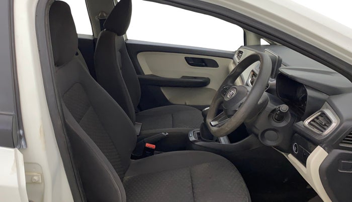 2022 Tata ALTROZ XT PETROL, Petrol, Manual, 78,792 km, Right Side Front Door Cabin