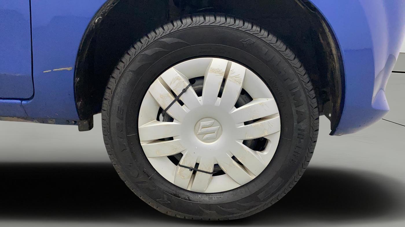 2015 Maruti Alto 800 LXI, Petrol, Manual, 65,005 km, Right Front Wheel