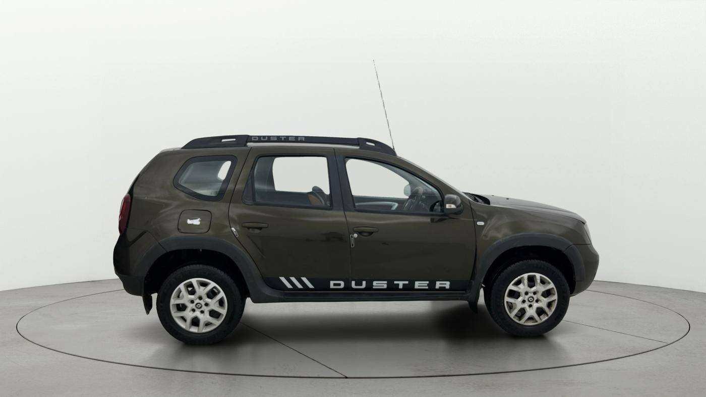 2017 Renault Duster RXL PETROL, Petrol, Manual, 67,583 km, Right Side View
