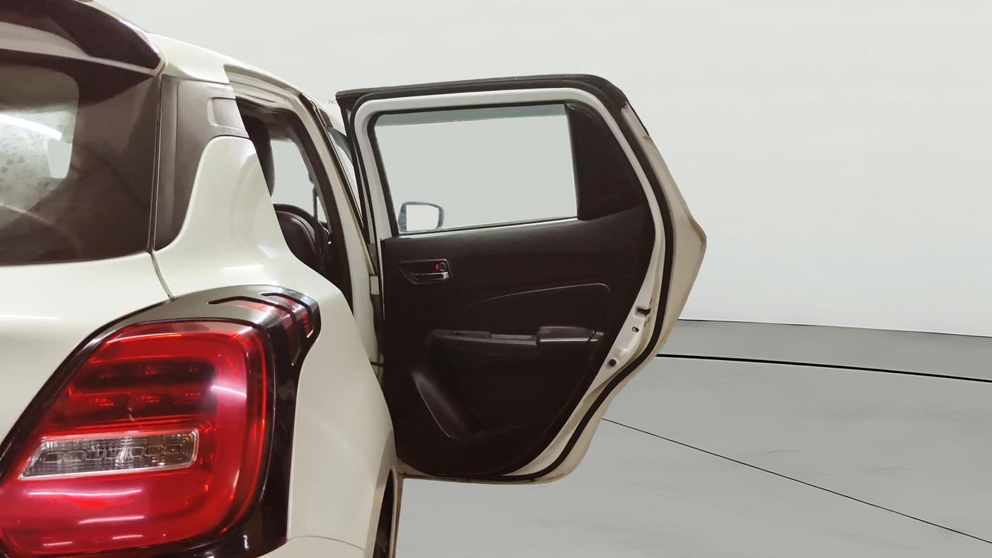 2019 Maruti Swift ZXI AMT, Petrol, Automatic, 28,763 km, RHS Rear Door