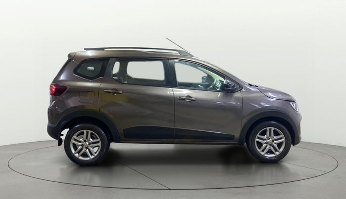 2022 Renault TRIBER RXZ, Petrol, Manual, 15,922 km, Right Side View
