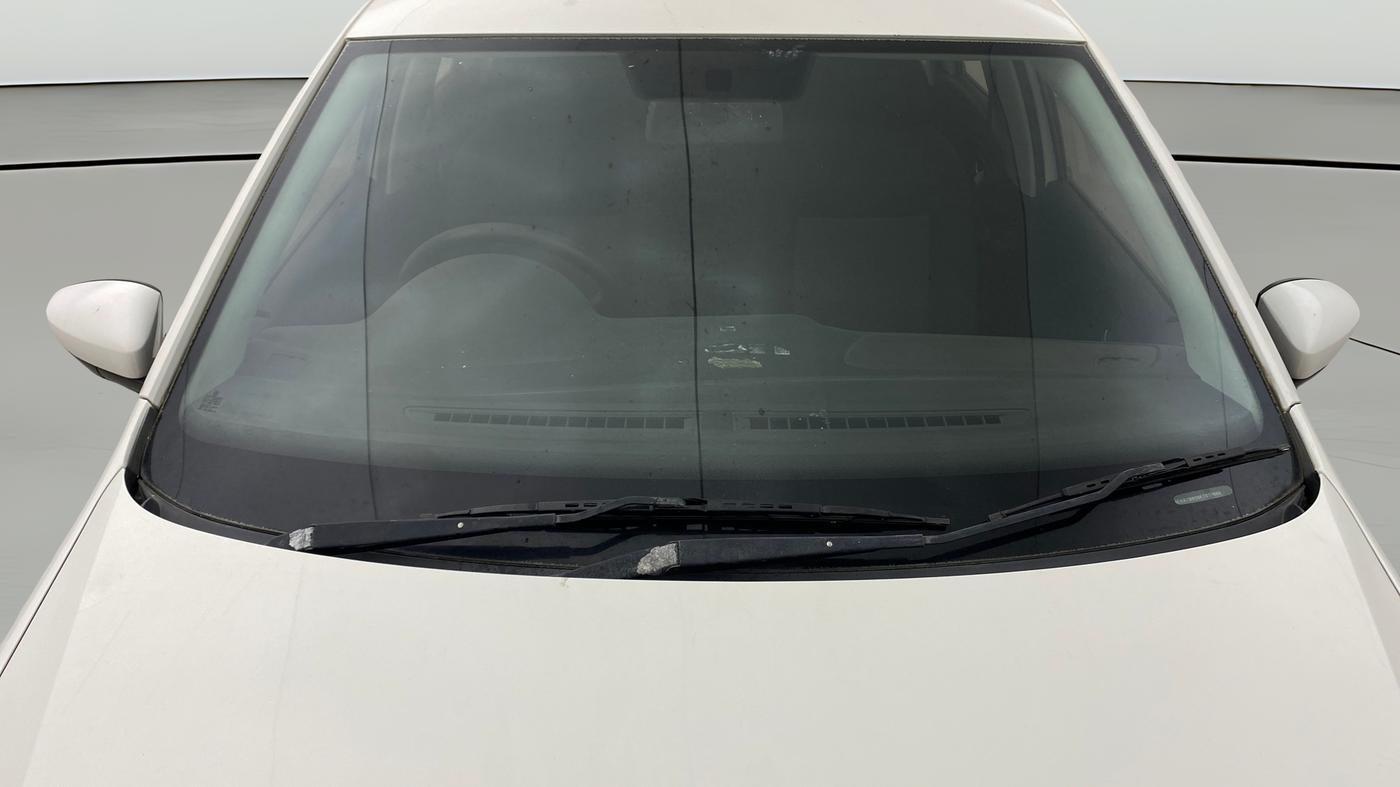 2019 Volkswagen Ameo TRENDLINE 1.0L, Petrol, Manual, 43,559 km, Front Windshield