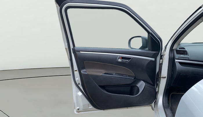 2013 Maruti Swift VXI, Petrol, Manual, 54,248 km, LHS Front Door