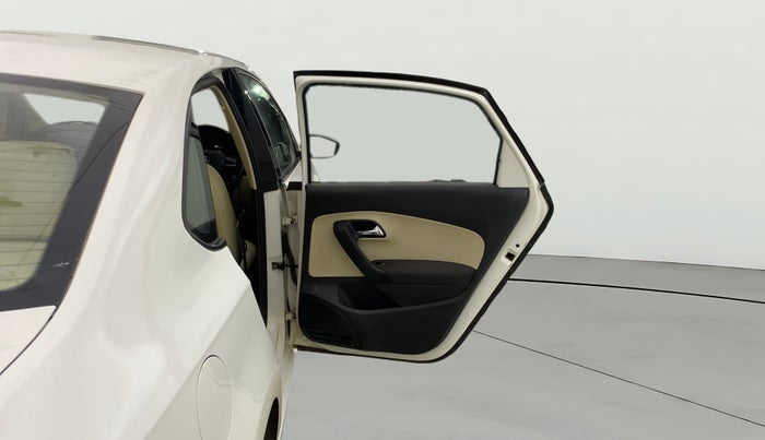 2017 Skoda Rapid AMBITION 1.6 MPI AT, Petrol, Automatic, 61,048 km, RHS Rear Door