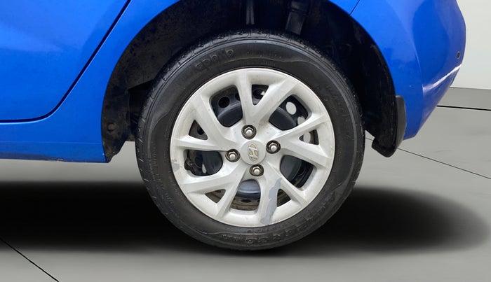 2017 Hyundai Grand i10 SPORTZ 1.2 KAPPA VTVT, Petrol, Manual, 32,676 km, Left Rear Wheel