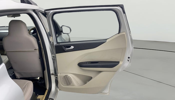 2023 Renault TRIBER RXZ AMT, Petrol, Automatic, 32,928 km, RHS Rear Door