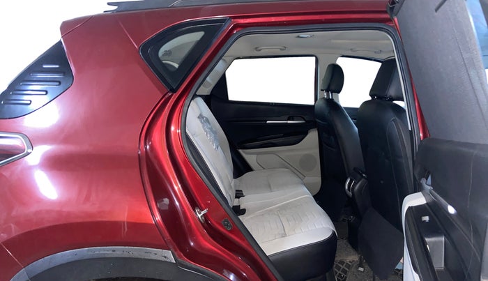 2021 KIA SONET HTX 1.0 IMT, Petrol, Manual, 76,222 km, Right Side Rear Door Cabin