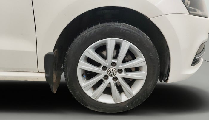2015 Volkswagen Polo GT TSI AT, Petrol, Automatic, 1,23,522 km, Right Front Wheel