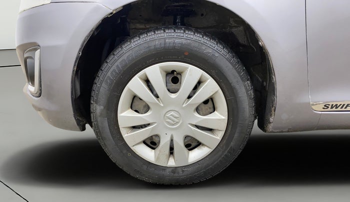 2015 Maruti Swift VXI, Petrol, Manual, 83,328 km, Left Front Wheel