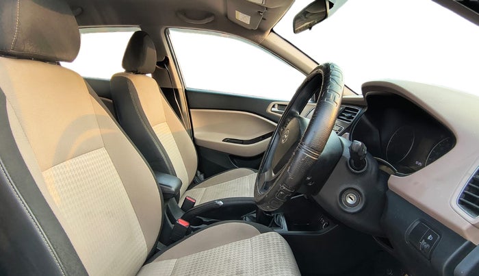 2019 Hyundai Elite i20 MAGNA PLUS 1.2, Petrol, Manual, 50,103 km, Right Side Front Door Cabin