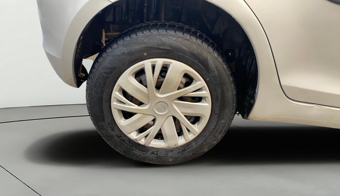 2017 Maruti Swift VXI, Petrol, Manual, 88,775 km, Left Rear Wheel