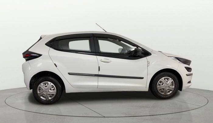 2021 Tata ALTROZ XE PETROL, Petrol, Manual, 19,605 km, Right Side View