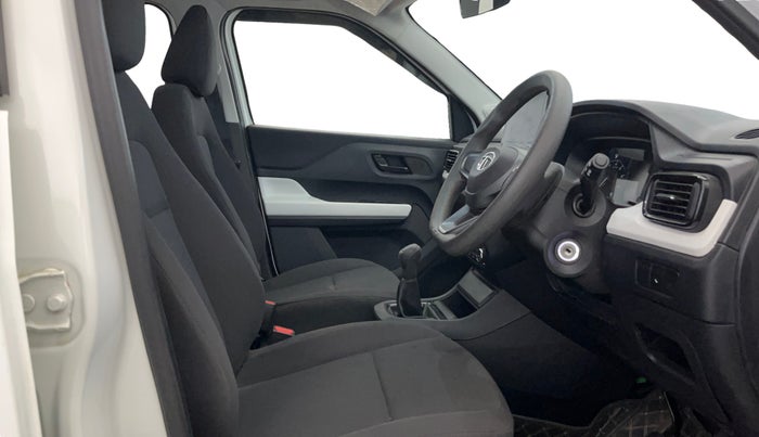 2022 Tata PUNCH PURE MT, Petrol, Manual, 11,555 km, Right Side Front Door Cabin