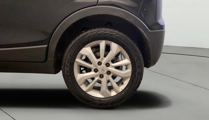 2021 Mahindra XUV300 W8 1.2 PETROL, Petrol, Manual, 74,316 km, Left Rear Wheel