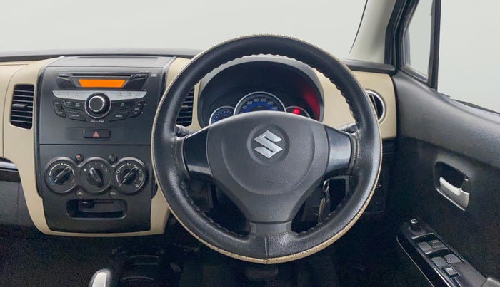 2017 Maruti Wagon R 1.0 VXI AMT, Petrol, Automatic, 39,574 km, Steering Wheel Close Up