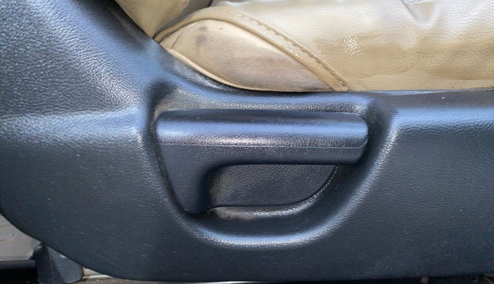 2017 Honda Jazz 1.2L I-VTEC V AT, Petrol, Automatic, 47,881 km, Third Seat Row ( optional )