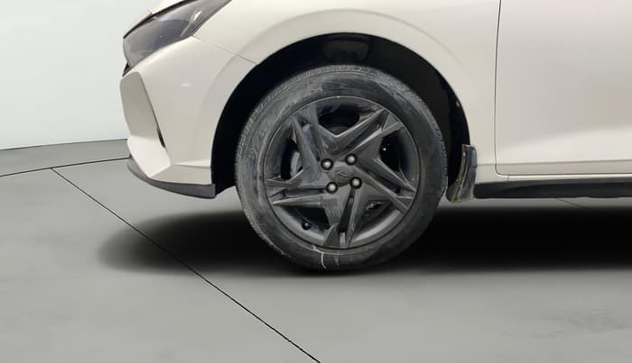 2022 Hyundai NEW I20 SPORTZ 1.2 MT, Petrol, Manual, 84,398 km, Left Front Wheel