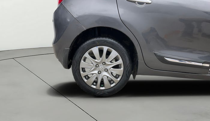 2018 Maruti Baleno ALPHA PETROL 1.2, Petrol, Manual, 66,318 km, Right Rear Wheel