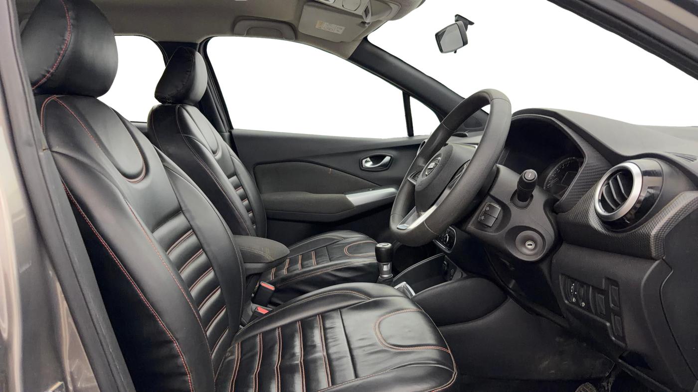 2021 Nissan Kicks XV 1.5, Petrol, Manual, 29,227 km, Right Side Front Door Cabin