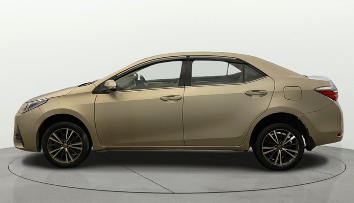 2018 Toyota Corolla Altis VL CVT PETROL, Petrol, Automatic, 1,24,098 km, Left Side