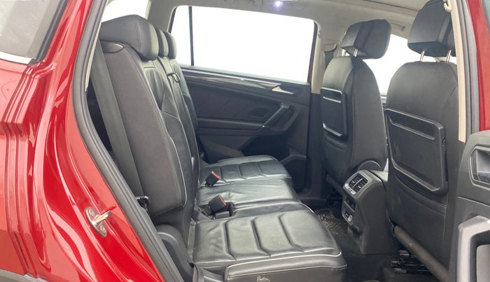 2020 Volkswagen TIGUAN ALL SPACE 2.0 TSI, Petrol, Automatic, 57,013 km, Right Side Rear Door Cabin