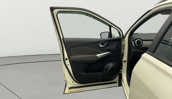 2019 Nissan Kicks XL DIESEL, Diesel, Manual, 1,01,126 km, LHS Front Door