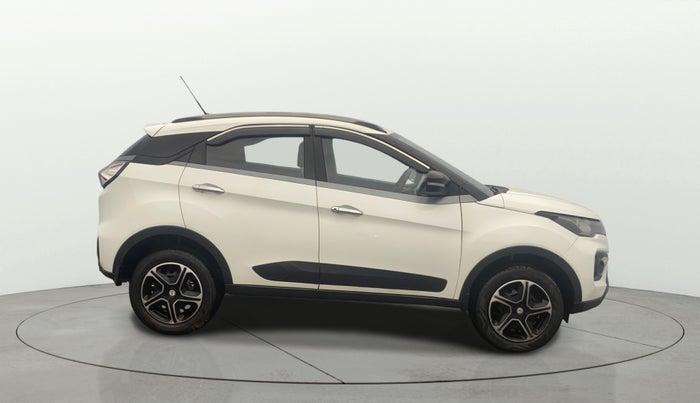 2020 Tata NEXON XM PETROL, Petrol, Manual, 80,137 km, Right Side View