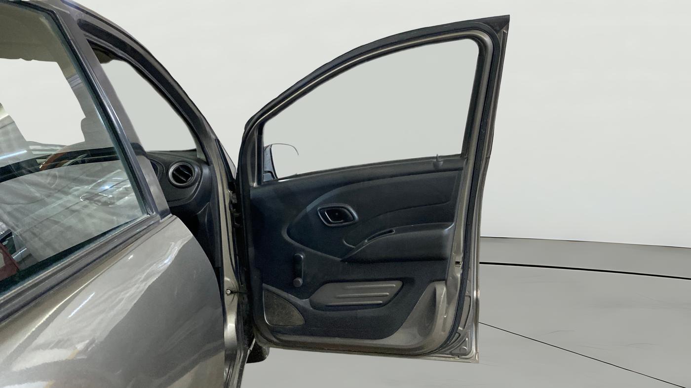 2018 Datsun Redi Go A, Petrol, Manual, 72,560 km, RHS Front Door