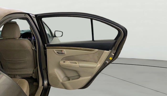 2018 Maruti Ciaz DELTA 1.5 SHVS MT PETROL, Petrol, Manual, 60,271 km, RHS Rear Door