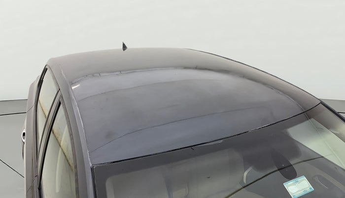 2017 Volkswagen Ameo HIGHLINE1.2L, Petrol, Manual, 1,30,371 km, Roof