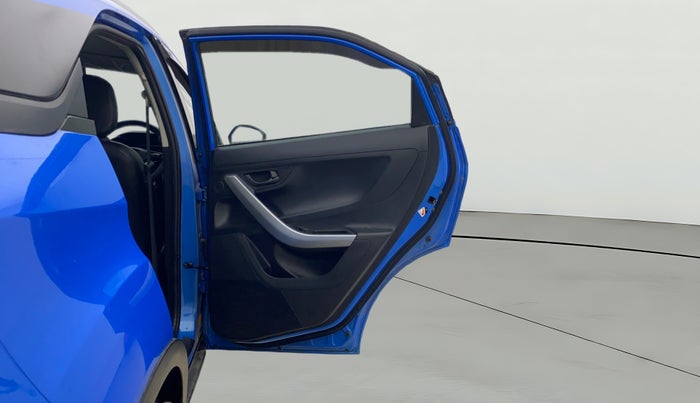 2021 Tata NEXON XMA SUNROOF PETROL, Petrol, Automatic, 20,203 km, RHS Rear Door