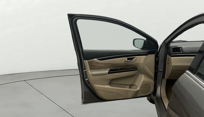 2018 Maruti Ciaz SIGMA 1.4 MT PETROL, Petrol, Manual, 80,412 km, LHS Front Door