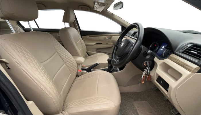 2022 Maruti Ciaz SIGMA 1.5 SHVS MT  PETROL, Petrol, Manual, 35,291 km, Right Side Front Door Cabin