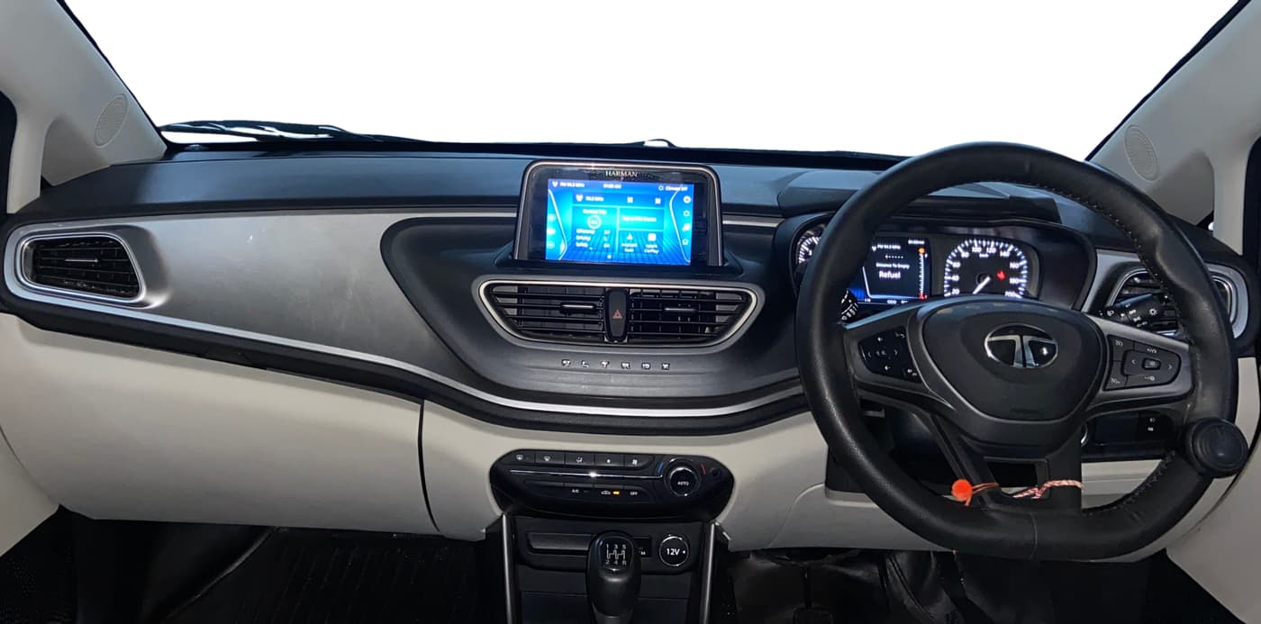 2025 Tata ALTROZ XZ PLUS PETROL, Petrol, Manual, 9,170 km, Dashboard