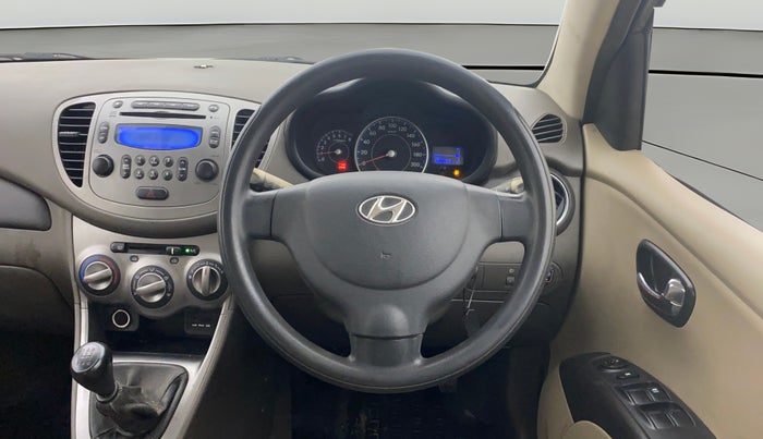 2013 Hyundai i10 SPORTZ 1.2, CNG, Manual, 1,28,823 km, Steering Wheel Close Up