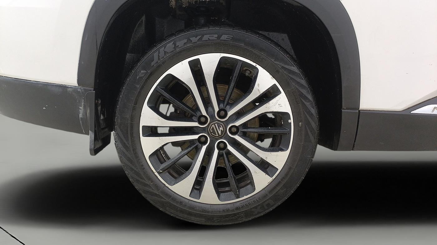 2021 MG HECTOR PLUS SELECT 2.0 DIESEL TURBO MT 7-STR, Diesel, Manual, 87,145 km, Right Rear Wheel