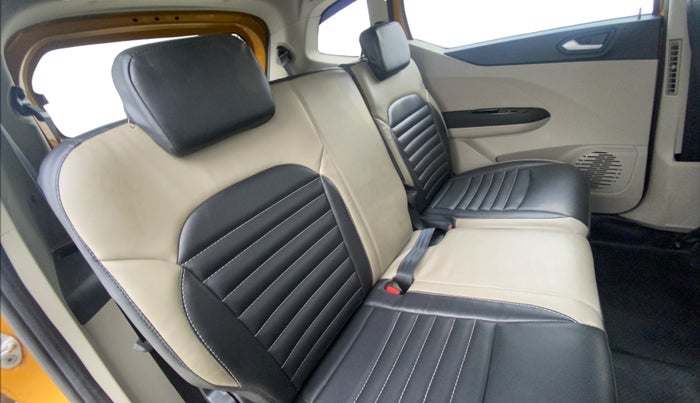 2020 Renault TRIBER RXZ AMT, Petrol, Automatic, 55,886 km, Right Side Rear Door Cabin