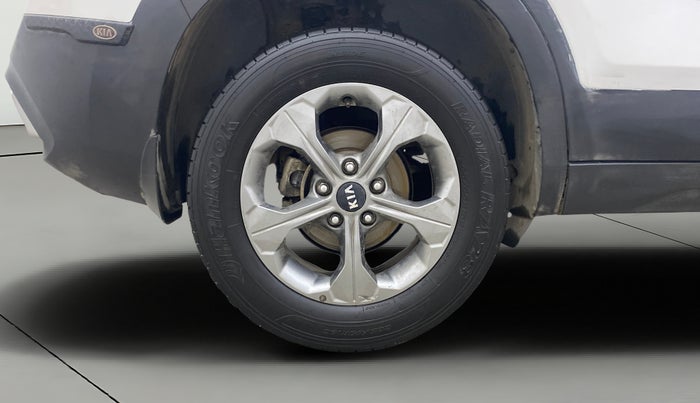 2021 KIA SELTOS HTK PLUS 1.5 DIESEL, Diesel, Manual, 1,20,355 km, Right Rear Wheel