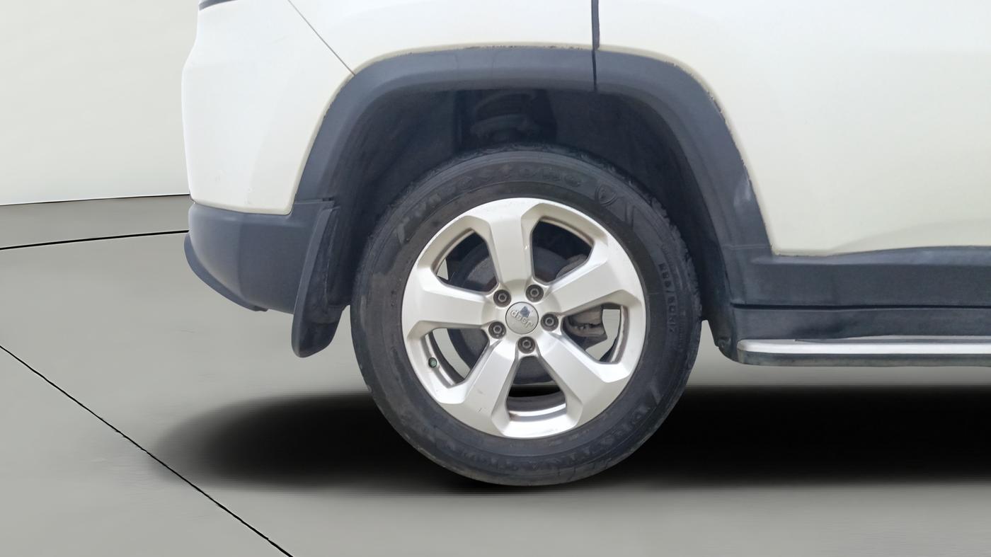 2017 Jeep Compass LIMITED 1.4 PETROL AT, Petrol, Automatic, 66,520 km, Right Rear Wheel
