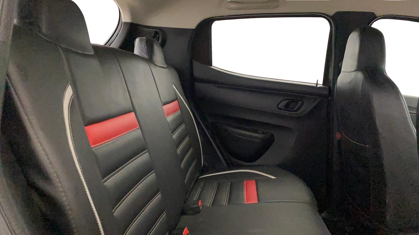 2021 Renault Kwid RXT 1.0 (O), Petrol, Manual, 36,196 km, Right Side Rear Door Cabin