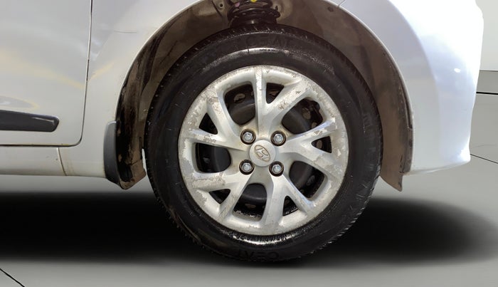 2017 Hyundai Grand i10 SPORTZ (O) 1.2 KAPPA VTVT, Petrol, Manual, 41,925 km, Right Front Wheel