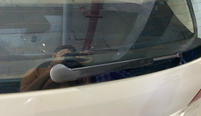 2016 Volkswagen Polo HIGHLINE1.2L, Petrol, Manual, 33,574 km, Rear Wiper