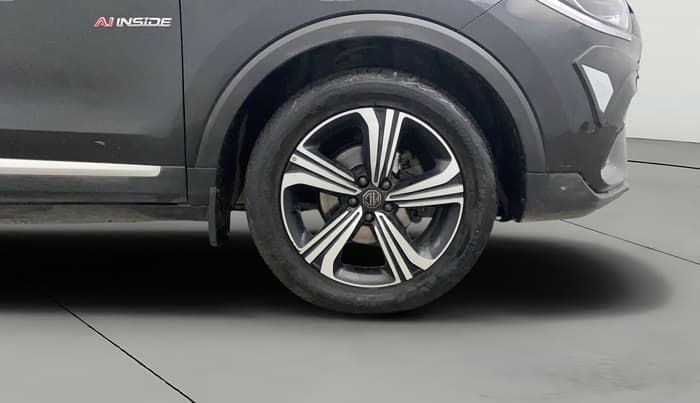 2022 MG ASTOR SHARP EX 1.5 MT, Petrol, Manual, 61,372 km, Right Front Wheel
