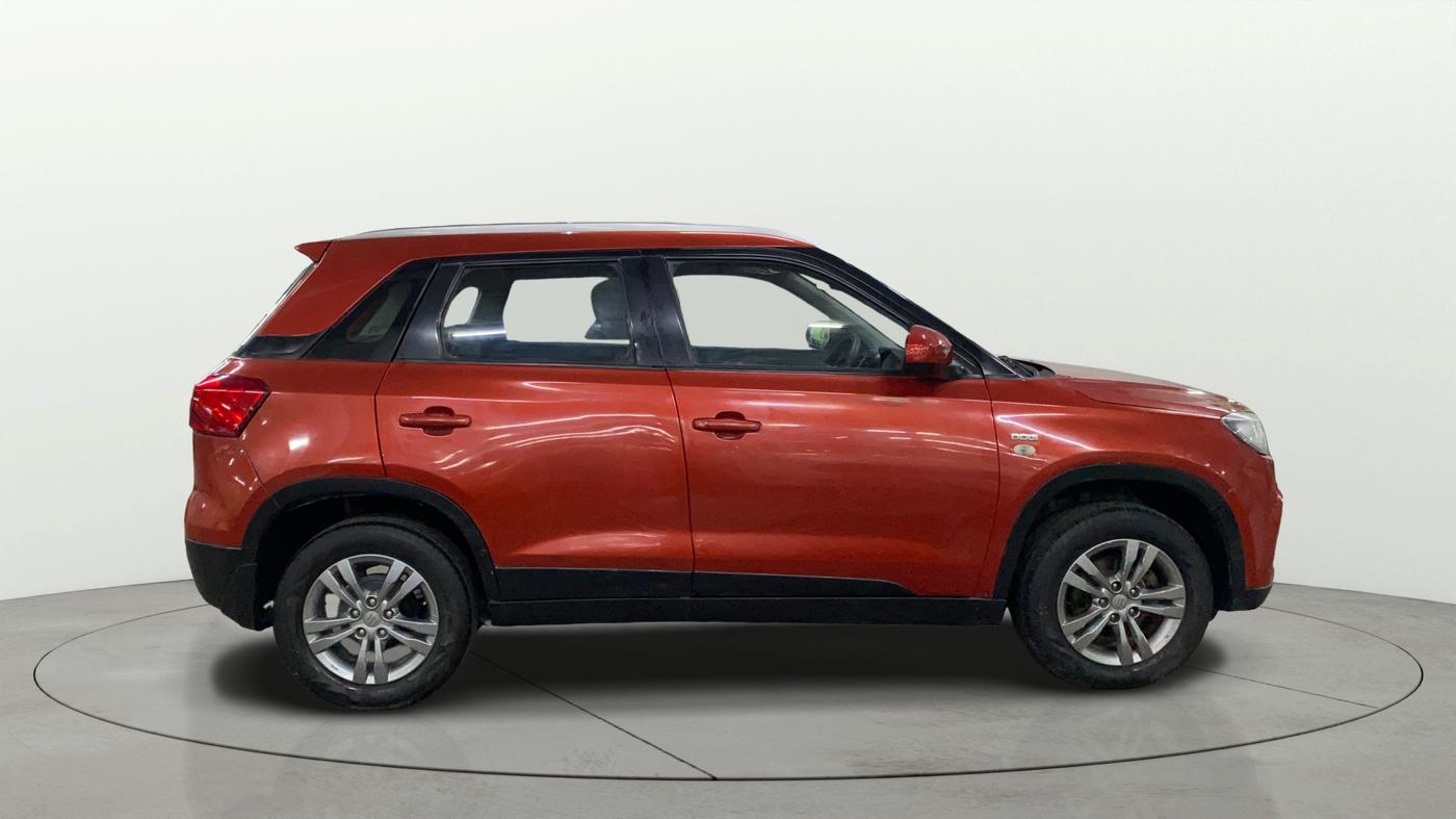 2017 Maruti Vitara Brezza ZDI, Diesel, Manual, 95,651 km, Right Side View