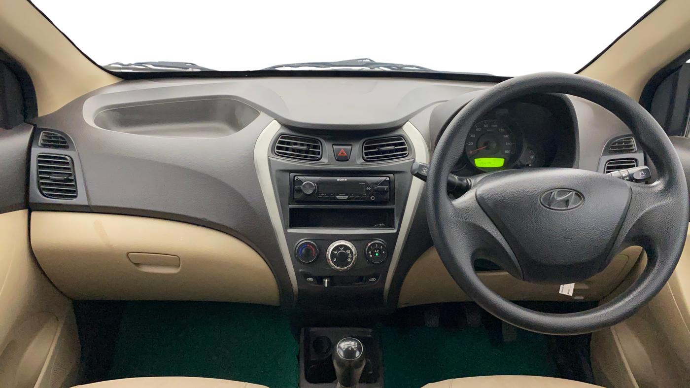 2018 Hyundai Eon ERA +, Petrol, Manual, 45,421 km, Dashboard